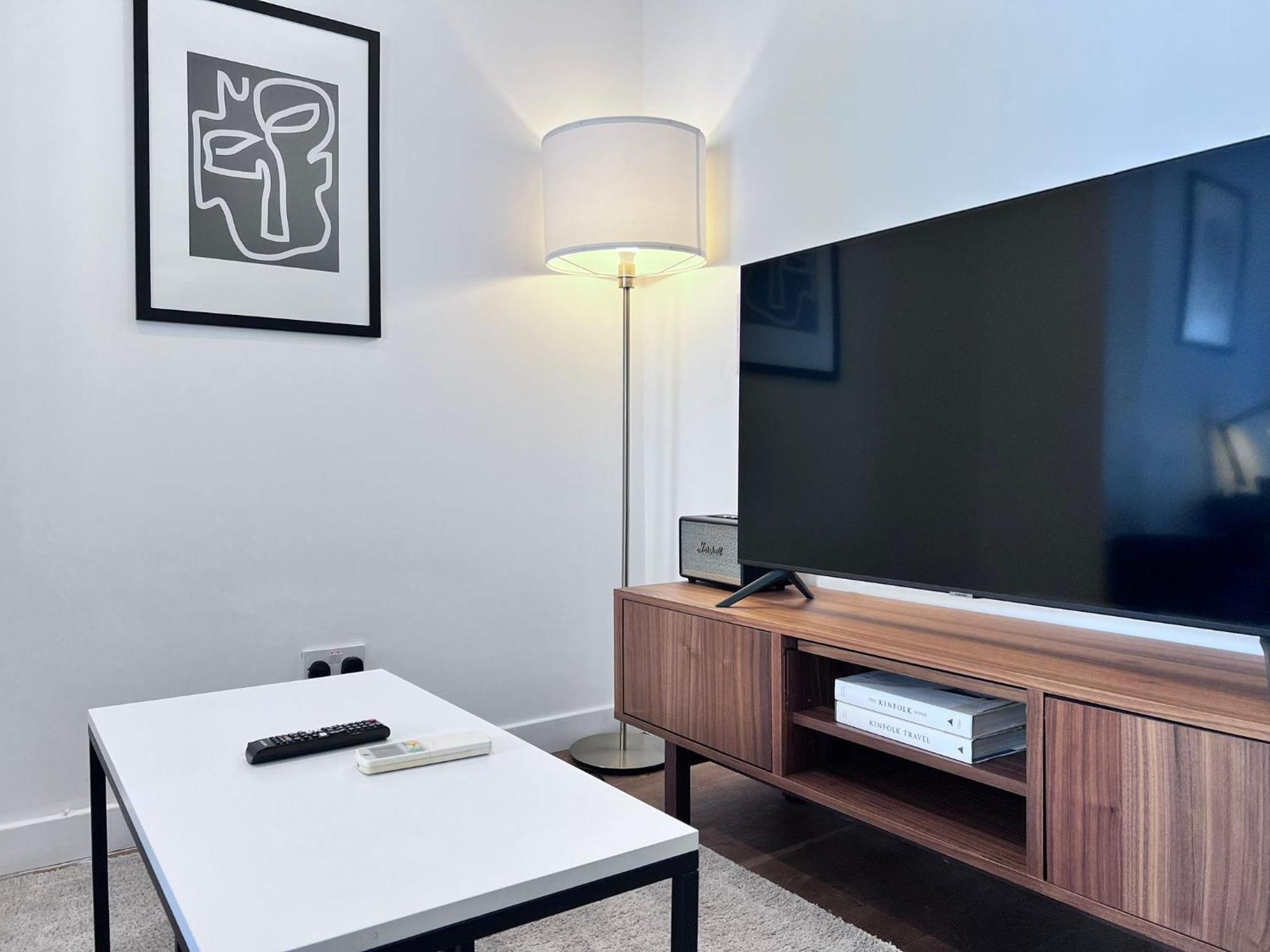 Luxury 2-Bedroom Flat In Camden Londres Exterior foto